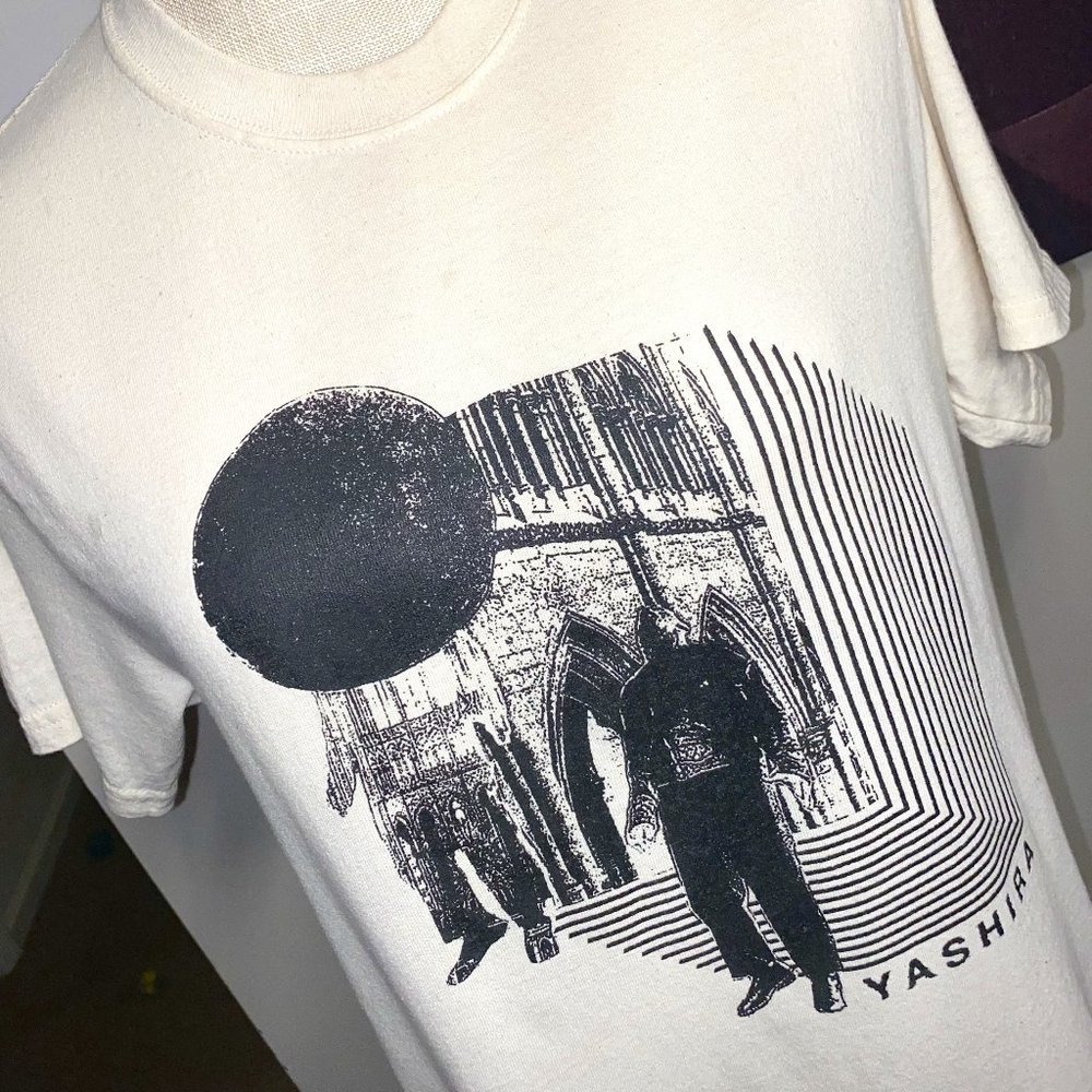 Yashira Band Butchered Vintage Retro Off White Rocker Metal Music Cotton T-Shirt